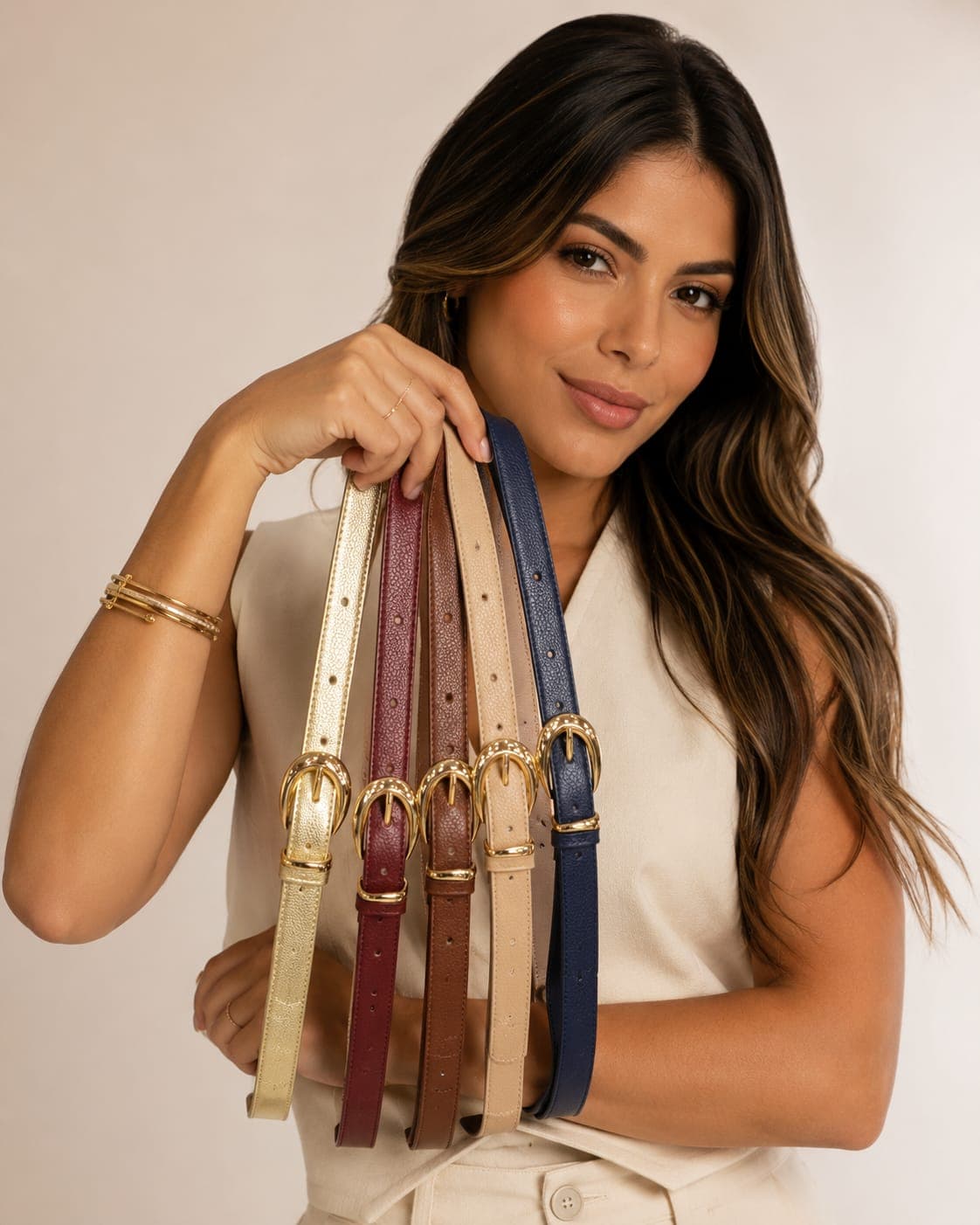 Cinto couro legítimo fivela dourado com passante couro e dourado